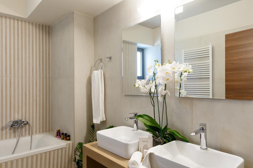 Velvet Breeze Superior Villa 斯泰洛米诺斯 外观 照片